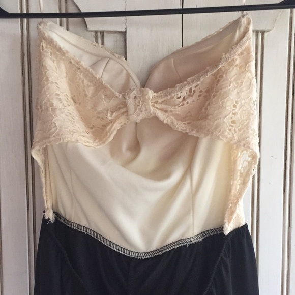 Jumpsuit - Picture 3 of 4